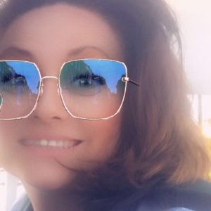 Meet your Posher, Denise